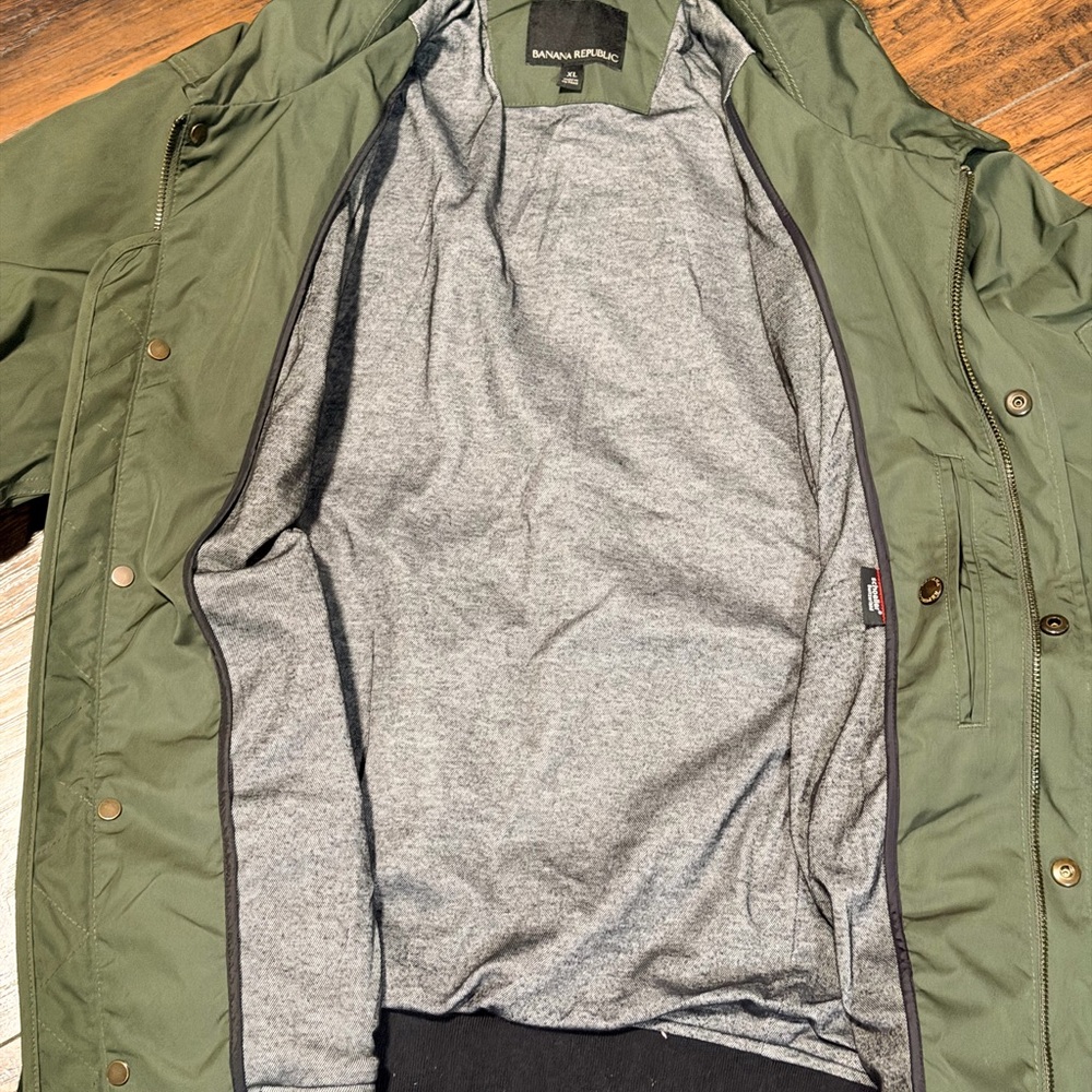 Banana Republic Olive Bomber Jacket - Picture 4 of 4